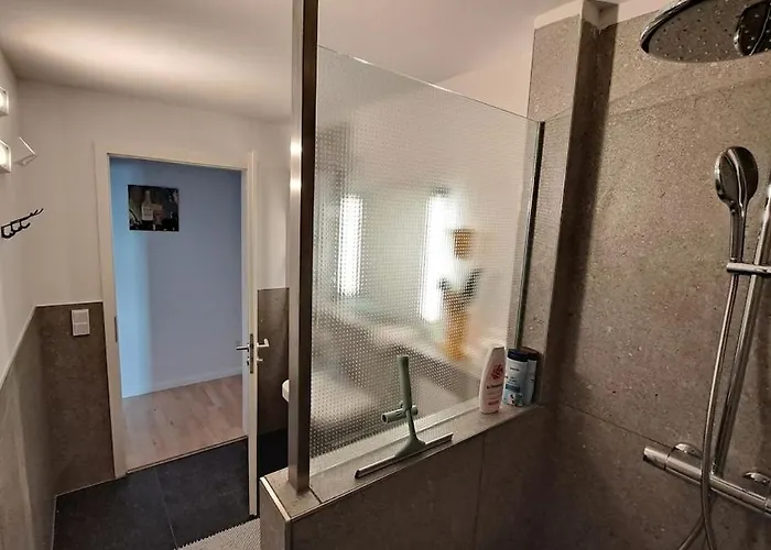 5 Bedrooms With 6 Beds - 3 Bathrooms - Roof Terrace * Hamburg