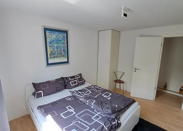 5 Bedrooms With 6 Beds - 3 Bathrooms - Roof Terrace