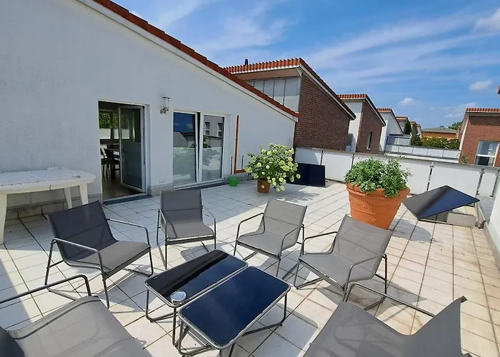 5 Bedrooms With 6 Beds - 3 Bathrooms - Roof Terrace Apartament
